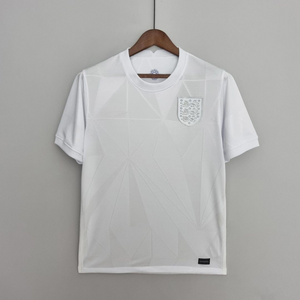 England 22 | Home | White