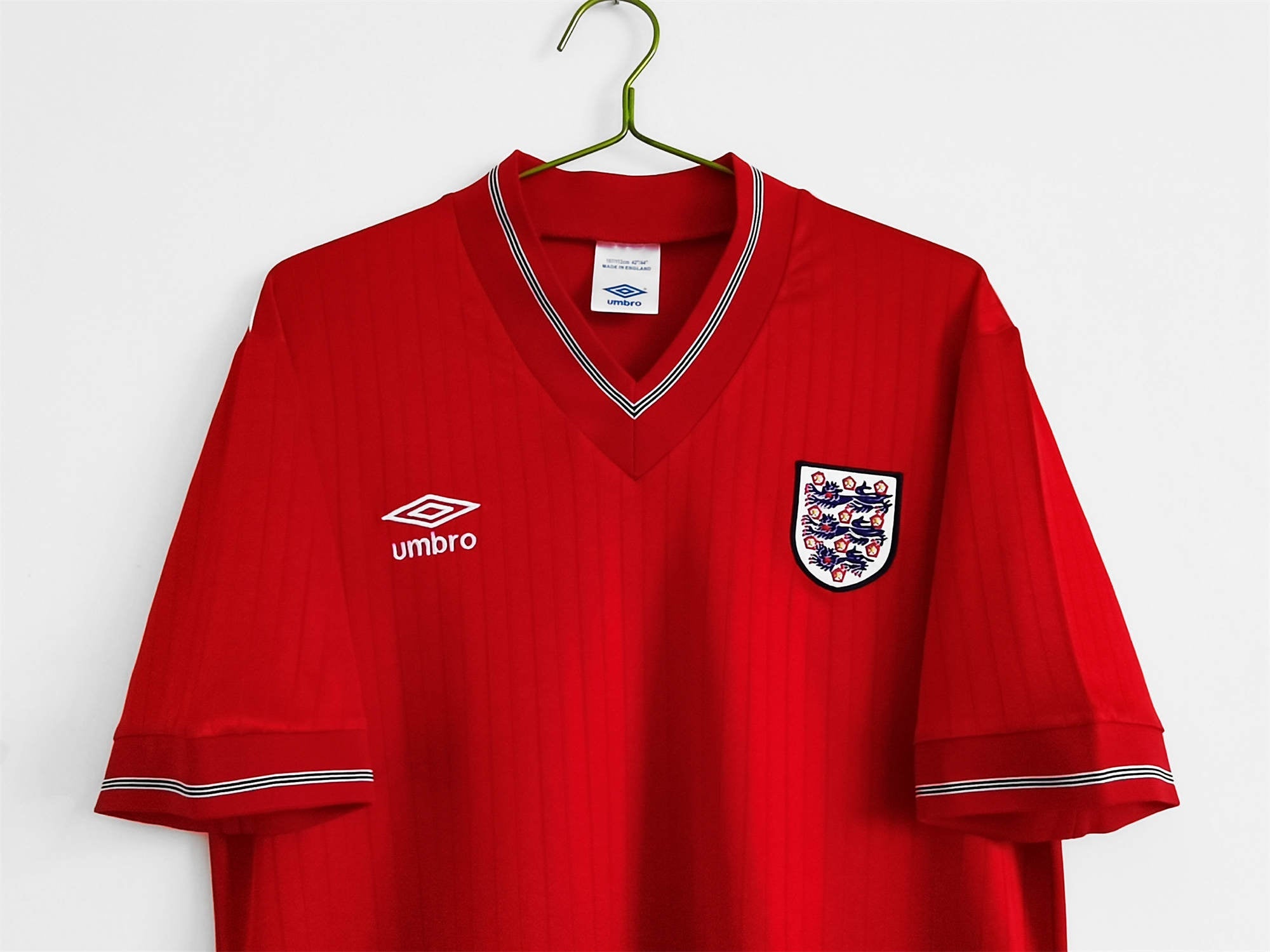 England 84-87 | Retro Away